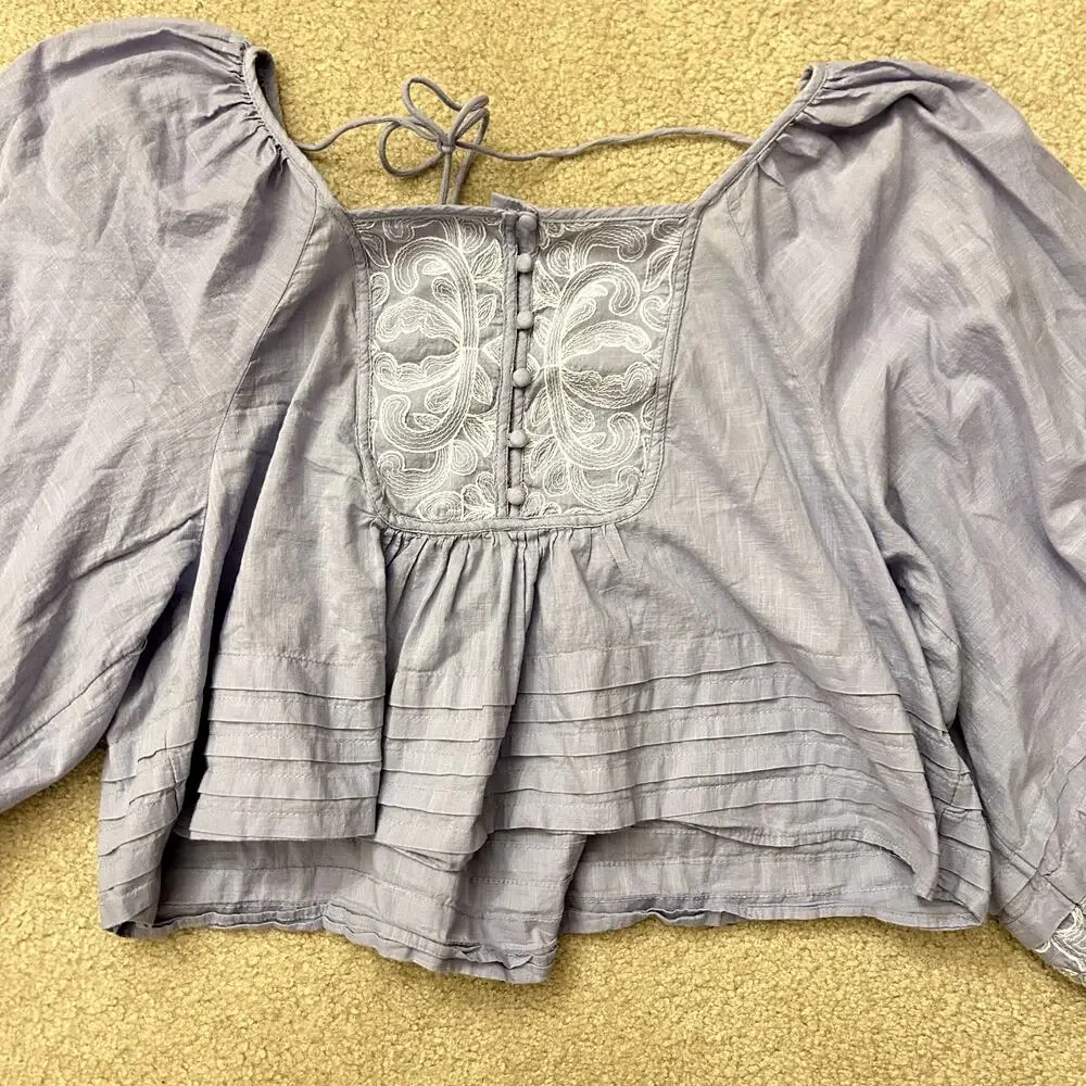 By anthropologie Lace Lavender Babydoll Puff Sleeves Tie Back Boho Blouse L